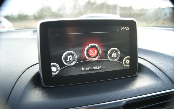 Mazda 3 cena 51900 przebieg: 105000, rok produkcji 2017 z Szczecin małe 781